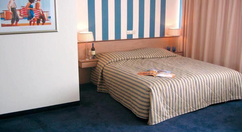 Westcord Hotel De Wadden Vlieland Ngoại thất bức ảnh